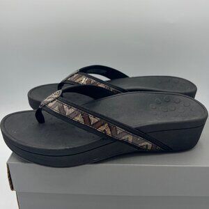 BRAND NEW Vionic Hightide in BLACK Size 7